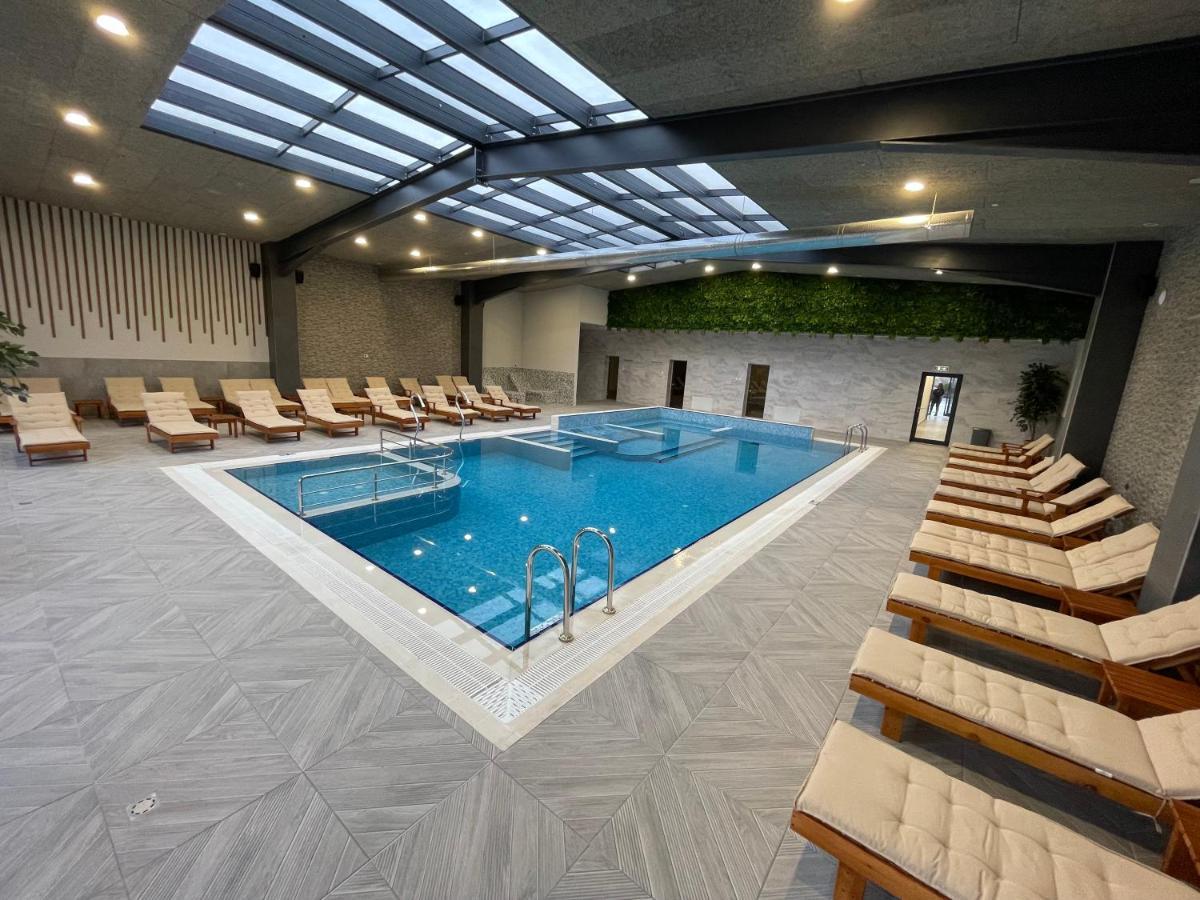 Kompleks Raiski Kat Motel 3*