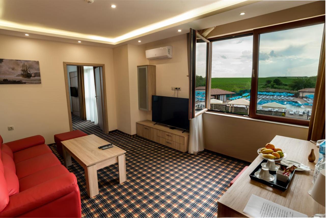 Kompleks Raiski Kat Motel 3*