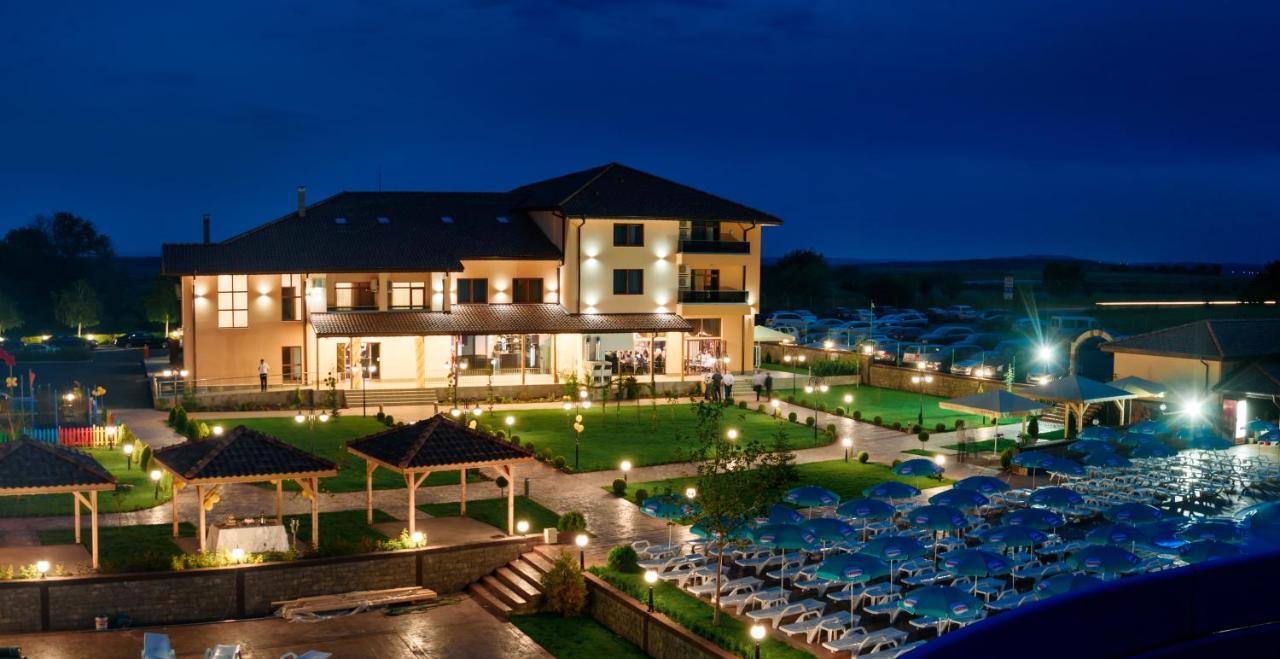 Kompleks Raiski Kat Motel 3*